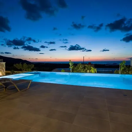 Aparthotel Petras